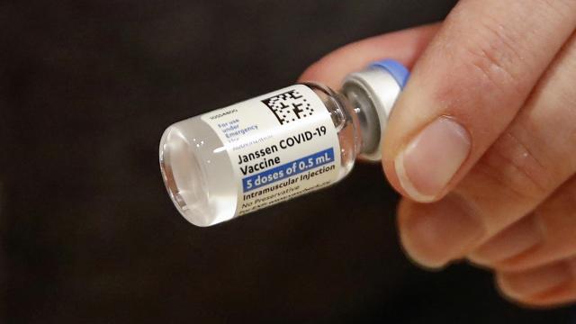 Johnson and Johnson aşısının Avrupaya dağıtımı ertelendi