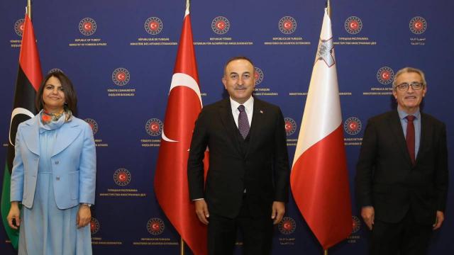Bakan Çavuşoğlu Libyalı ve Maltalı mevkidaşlarıyla görüştü