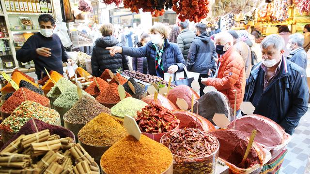 Ramazan öncesi İstanbulda alışveriş yoğunluğu yaşanıyor