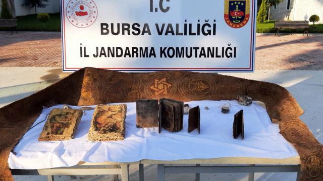 Bursada tarihi eser kaçakçılığı: 3 gözaltı