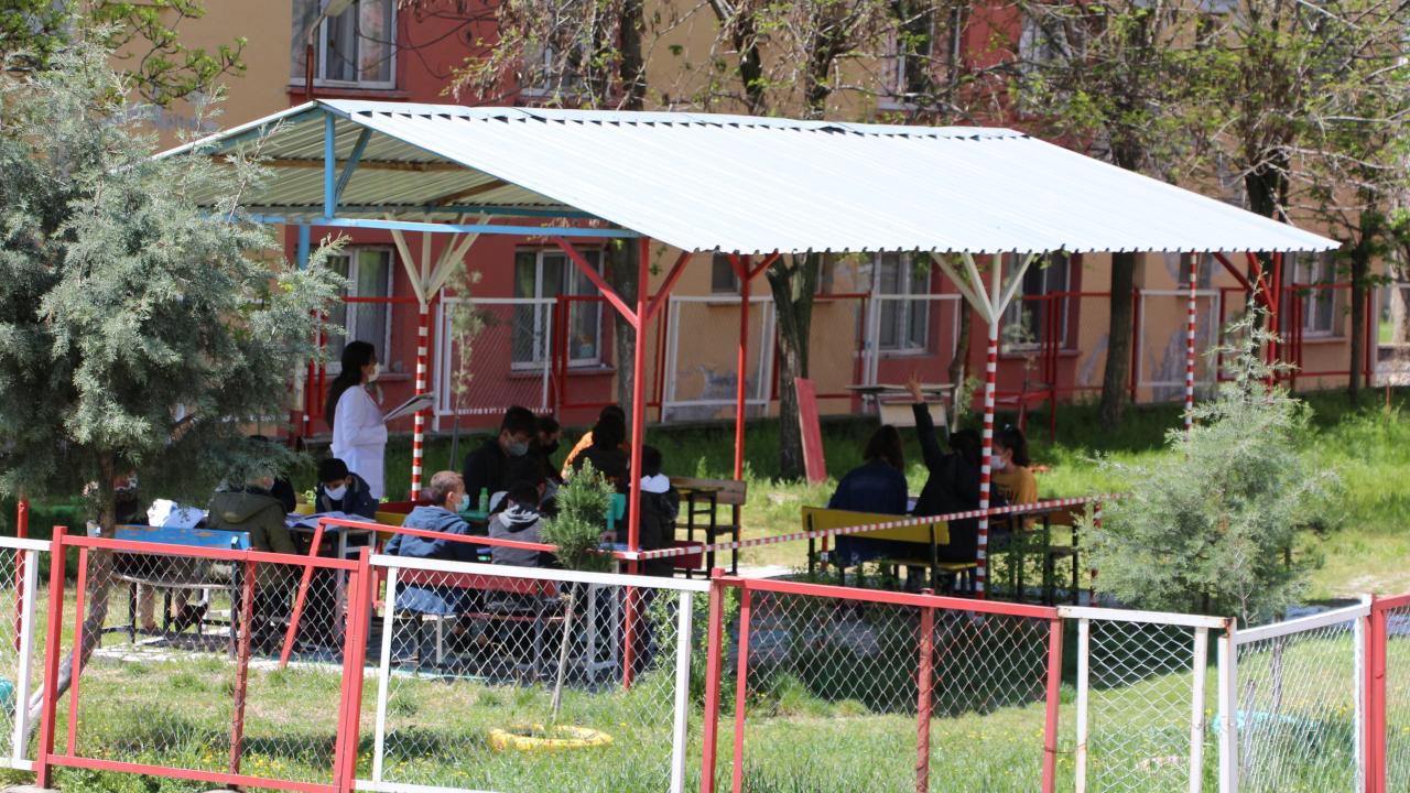 "Doğayla iç içe eğitim alıyoruz"