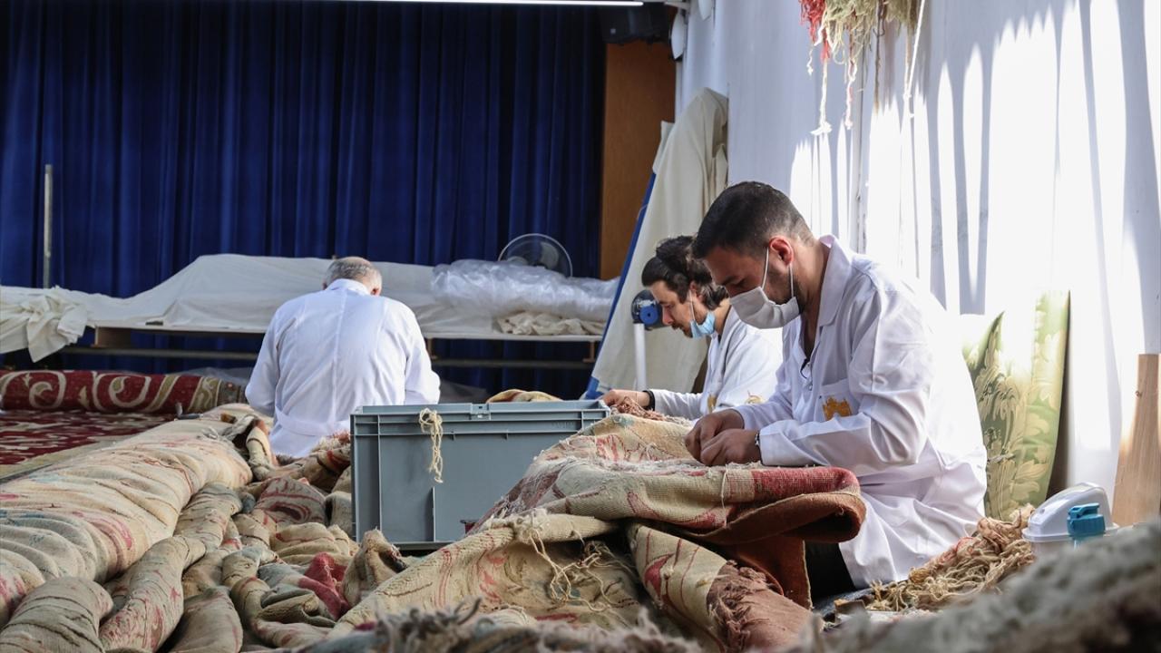 Sultan 2. Abdülhamid döneminde Hereke`de dokundu