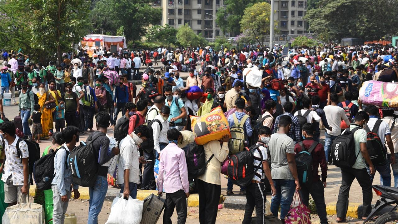 Hindistan`da yapılan aşı sayısı 111 milyon dozu aştı