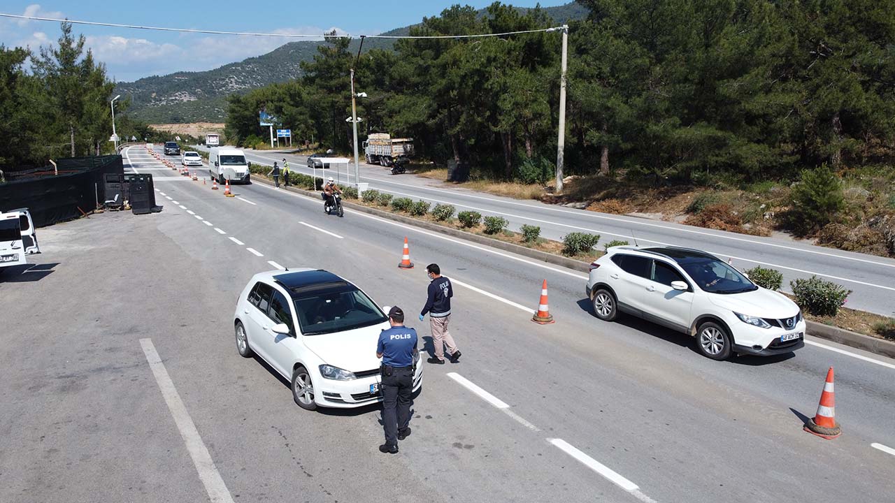 65 yaş ve üzeri ile 18 yaş altı gençler ve çocukların şehirlerarası seyahatleri nasıl olacak?