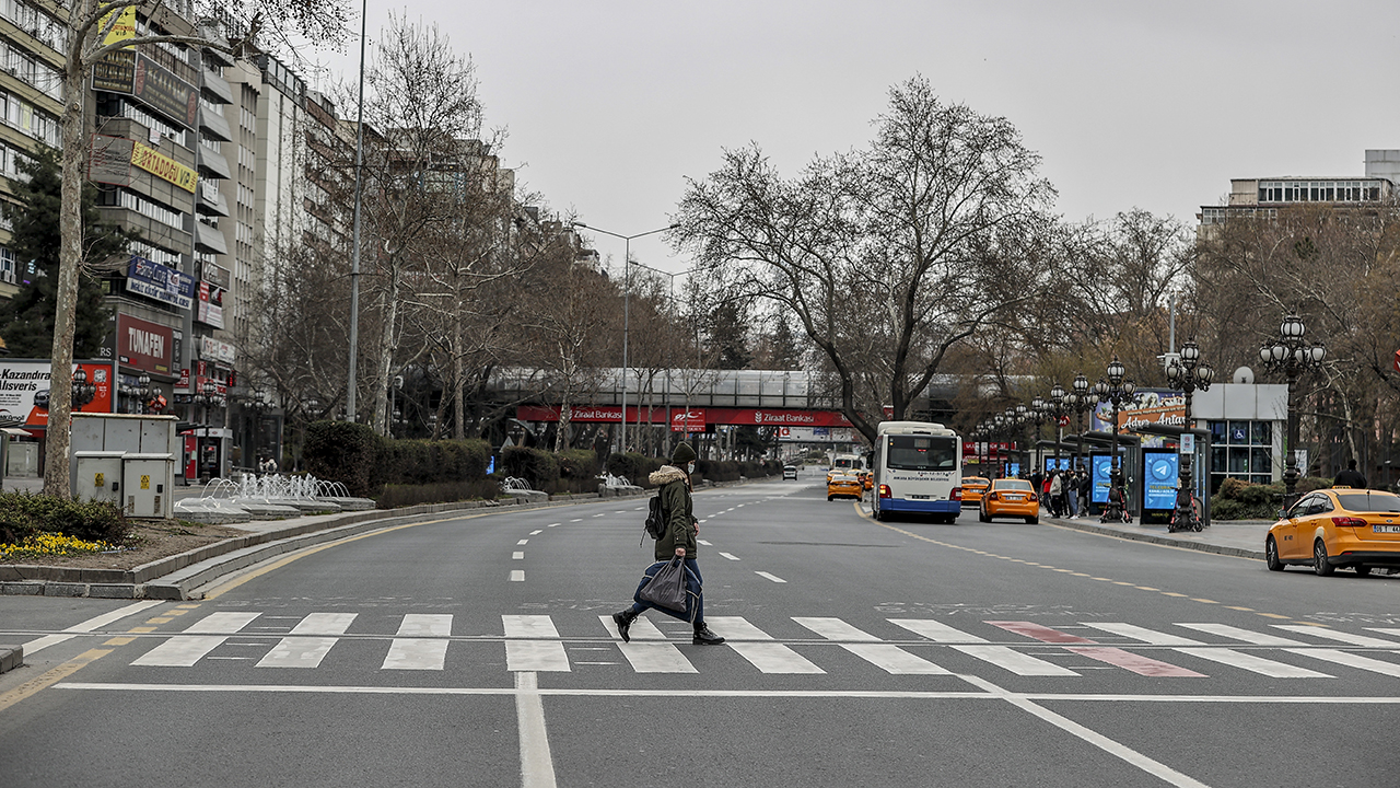 Mali müşavirler sokağa çıkma kısıtlamasından muaf mı?