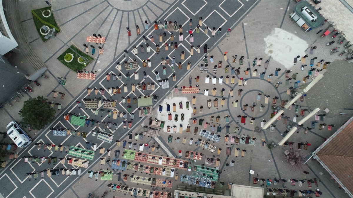 Düzce-Büyük ve Cedidiye camileri