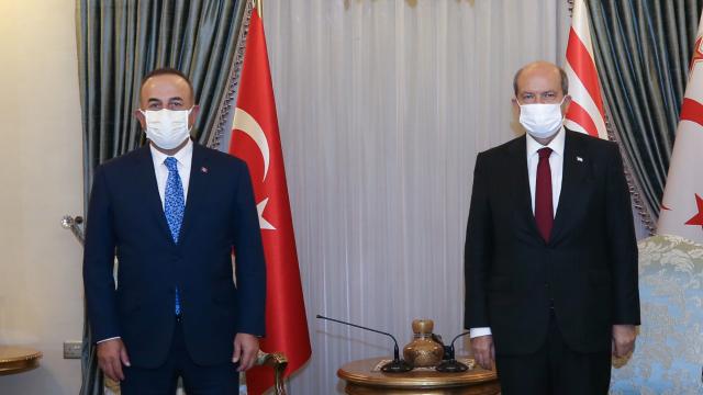 KKTC Cumhurbaşkanı Tatar, Dışişleri Bakanı Çavuşoğlunu kabul etti