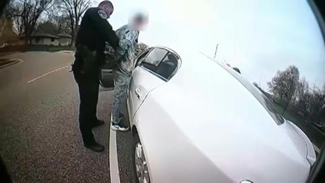 ABDde siyahi Wrightın ölümüne neden olan polis ve şefi istifa etti