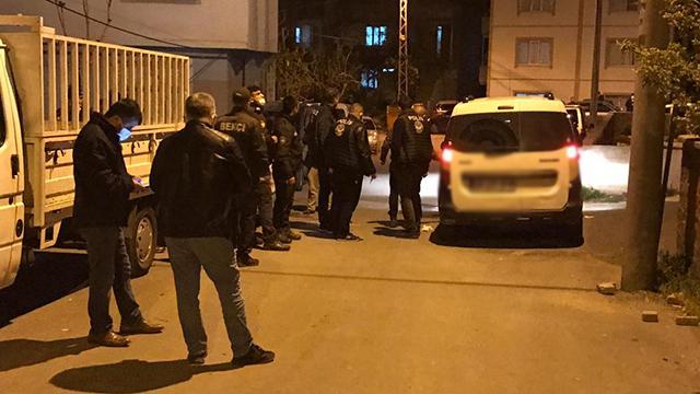 Tartışma, bıçaklı ve sopalı kavgaya dönüştü: 4 yaralı