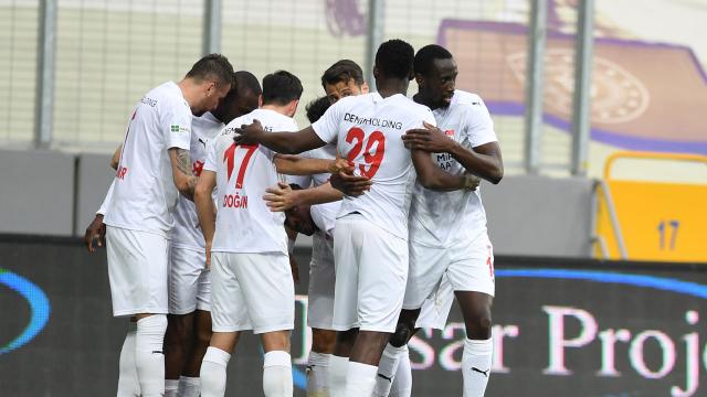 Sivasspor seriye devam dedi