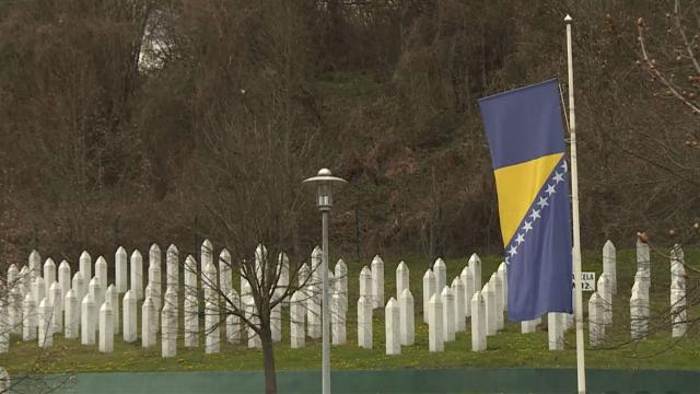 Bosna Hersekte soykırımın inkarı bugünden itibaren suç sayılacak