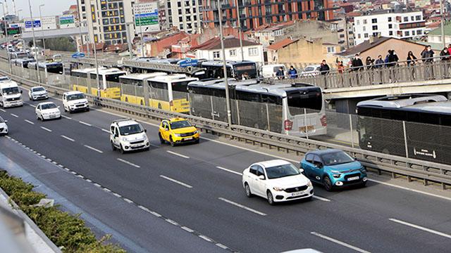 Kademeli mesai uygulaması İstanbul trafiğini rahatlattı