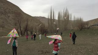 Başkale'de öğrenciler uçurtma şenliğinde buluştu