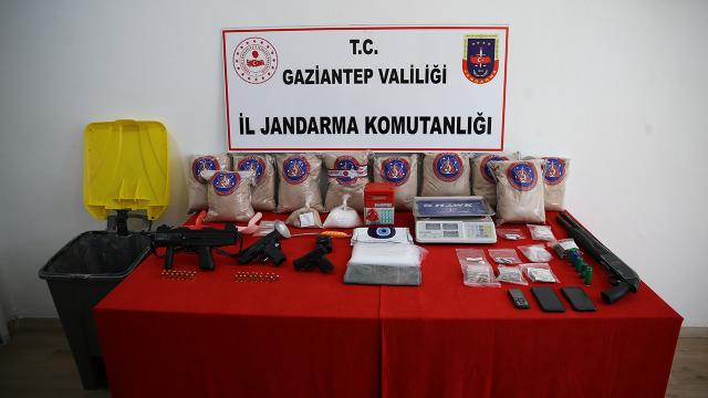 Gaziantepte bir evde 41 kilogram uyuşturucu ele geçirildi