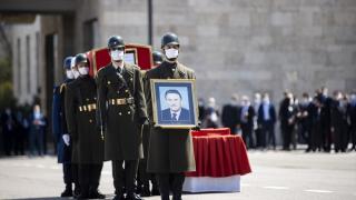 Yıldırım Akbulut için Meclis'te cenaze töreni düzenlendi