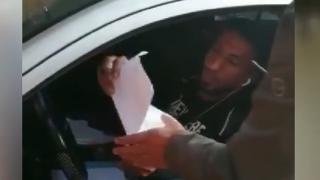 Polise 'arkadaşım' diyen korsan taksici yakayı ele verdi