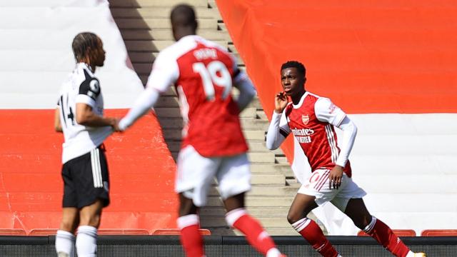 Arsenal 1 puanı 90+7de kurtardı