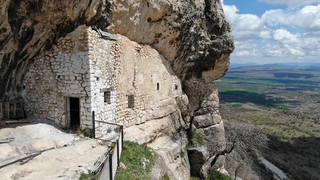 [Resim: ashab-i-kehf-magarasi-1562937_2.jpg]