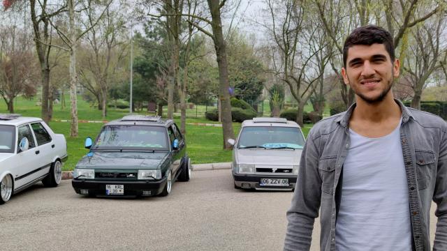 İnegöllü modifiye tutkunu genç, satın aldığı otomobilleri bambaşka görünüme kavuşturuyor