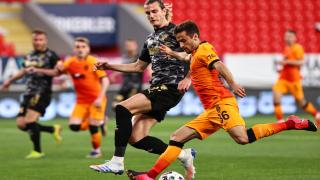 Galatasaray İzmir'de hata yapmadı