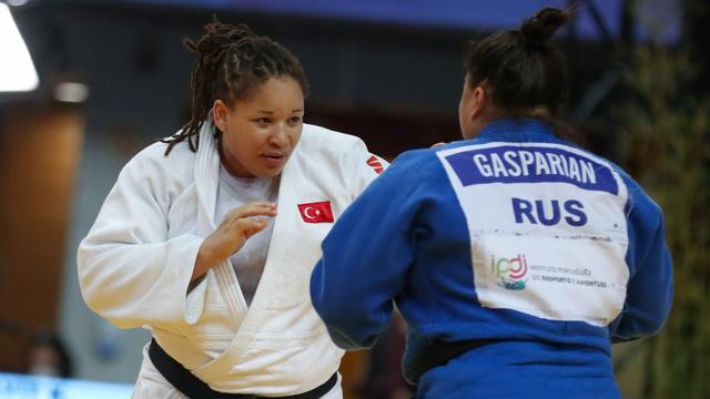 Kayra Sayit Avrupa Şampiyonu oldu