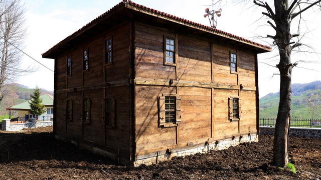 Selde hasar gören 154 yıllık cami restore edildi