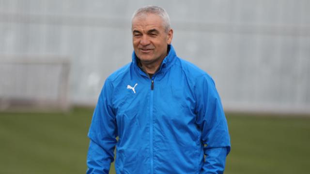 Rıza Çalımbay Beşiktaş maçında futbolcularına güveniyor