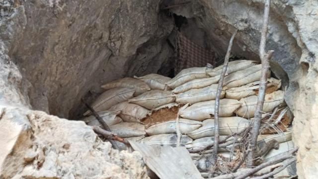 Teröristlerin kullandığı 3 mağara imha edildi