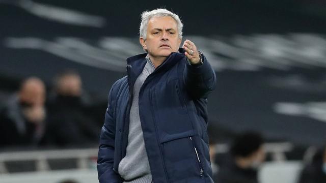 Jose Mourinho suskunluğunu bozdu