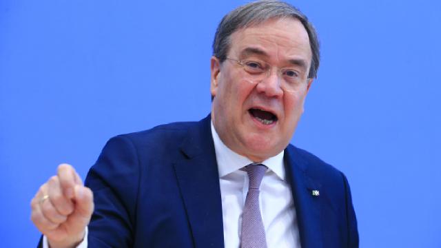 Almanlar Laschetin istifa etmesini istiyor