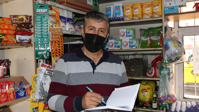 Niğdede hayırseverler, 50 kişinin bakkal borcunu ödedi