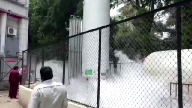 Hindistanda oksijen tankında sızıntı: 22 hasta hayatını kaybetti