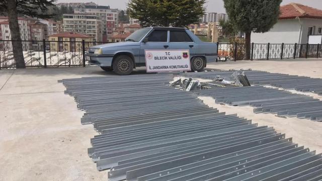 Bilecikte enerji nakil direği hırsızlığı şüphelisi 2 kişi yakalandı