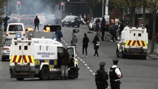 Kuzey İrlanda’da tansiyon düşmüyor