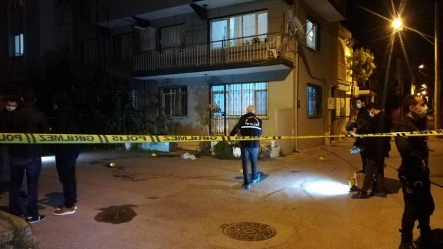 Ev sahibi ile kiracı arasında gürültü kavgası: 1 ölü