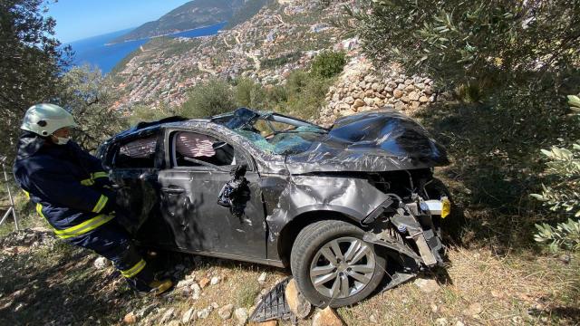 Antalyada trafik kazası: 3 yaralı