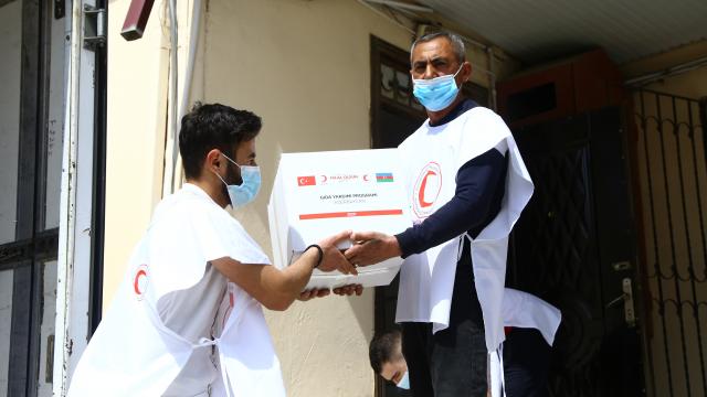 Türk Kızılay Azerbaycanda 5 bin aileye gıda yardımı ulaştıracak