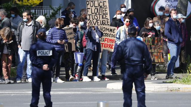 Macron, Montpellier ziyareti sırasında protesto edildi