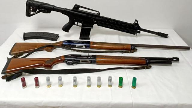 Adanada ruhsatsız 3 av tüfeği ele geçirildi: 2 gözaltı