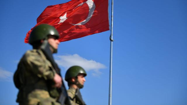 Hudutlardan kaçak geçmeye çalışan 5 terör örgütü üyesi yakalandı