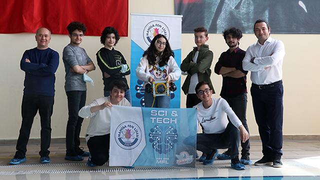 Lise öğrencileri TEKNOFEST 2021 için insansız su altı robotu geliştirdi