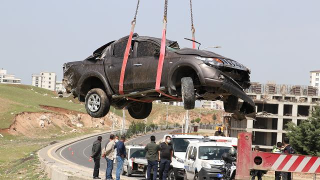 Siirtte devrilen pikabın sürücüsü hayatını kaybetti