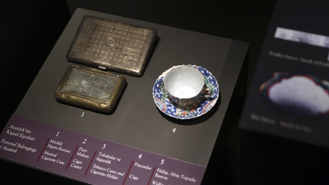 Montrö Sözleşmesi`ni imzaladığı kalem ile ayetli fincan