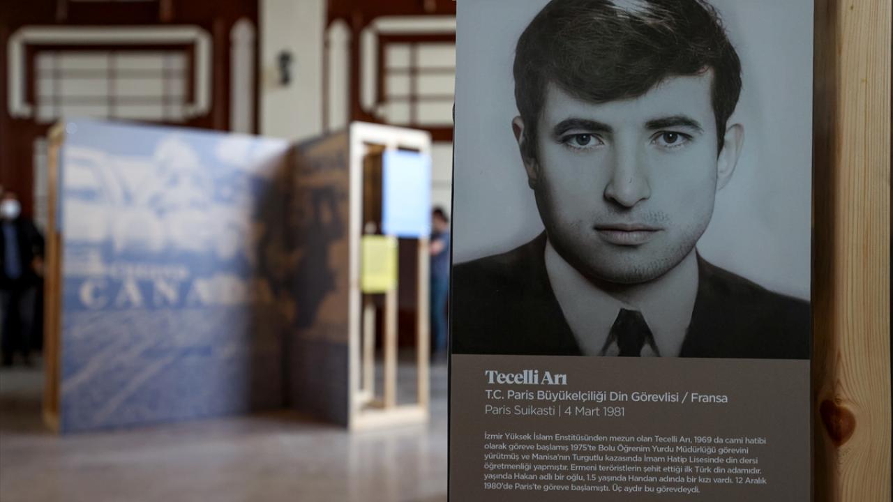 Hikayelerine yer verilen özel görseller bulunuyor