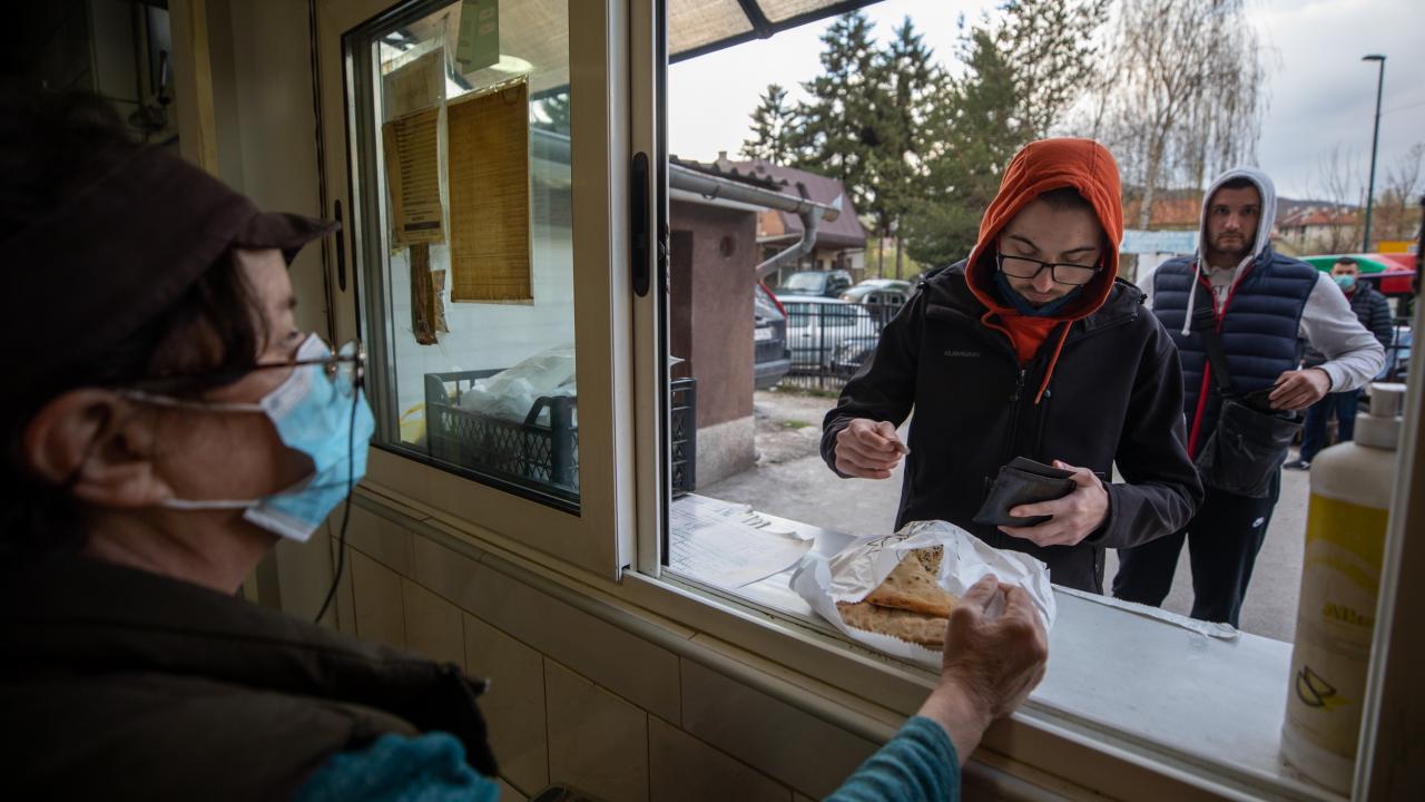 Topali, insanların yaptığı somunu almak için özellikle Mostar`a geldiğini belirterek