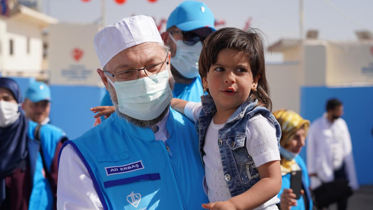 "Vakfımıza bu emanetleri bağışlayan kardeşlerimize çok teşekkür ediyorum"