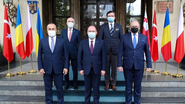 Beşli dışişleri bakanları toplantısında "diyalog" vurgusu