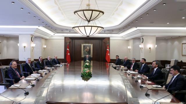 Cumhurbaşkanı Erdoğan, Cumhurbaşkanlığı Politika Kurulu Başkanvekilleri ile görüştü
