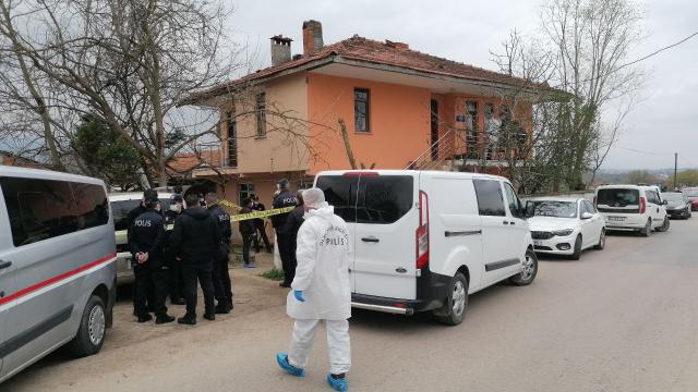 Kocaelide yaşlı adam evinde ölü bulundu: 6 şüpheli gözaltında