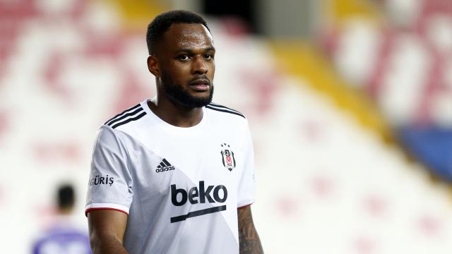 Beşiktaşa bir kötü haber de Larinden geldi